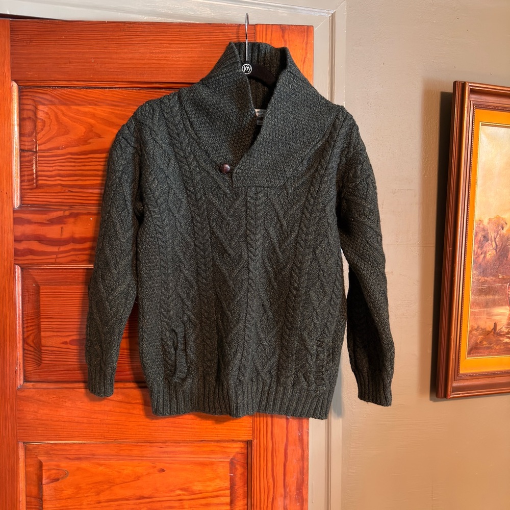 100% Merino Wool Green Cable Sweater